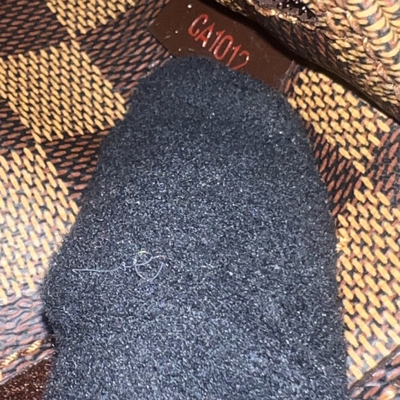 LOUIS VUITTON Damier Ebene Geronimos Belt Bag - Picture 5 of 6